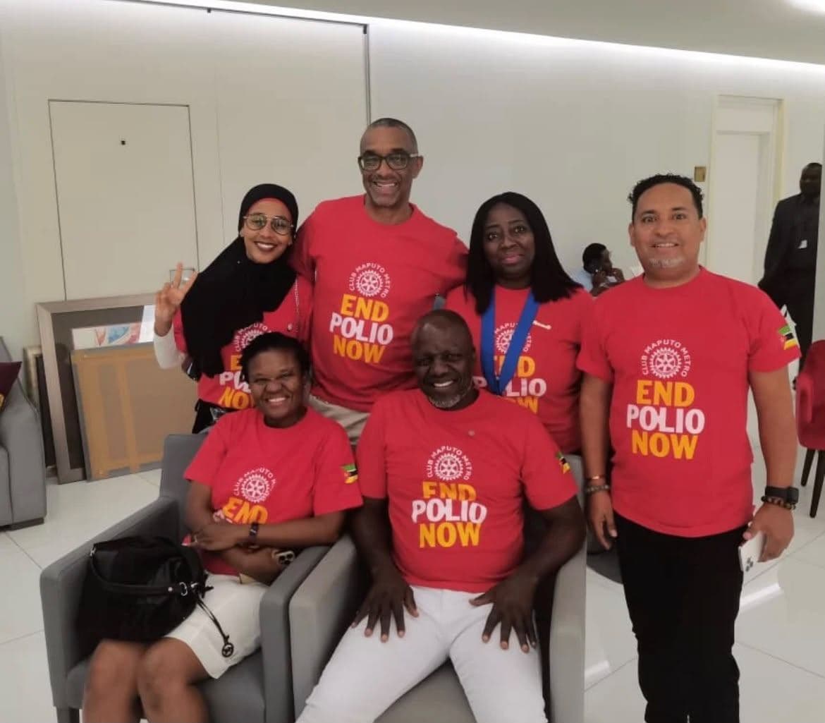 Membros do Rotary Club of Maputo Metro